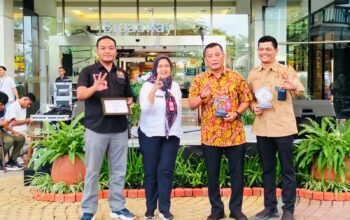 Puncak HPSN 2025, PWI Kabupaten Tangerang Raih Penghargaan ‘Jurnalis Hijau’ dari Pemkab Tangerang