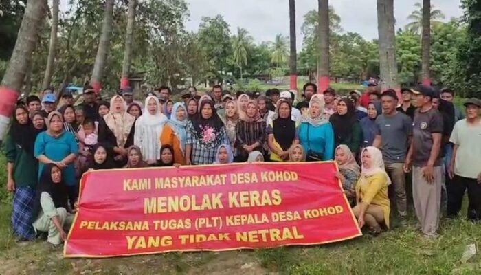 Warga Gelar Aksi, Penunjukan PLT Desa Kohod Kecamatan Pakuhaji, di Soal