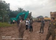 Akhirnya Resmi Aktvitas Galian Tanah di Desa Bakung Kecamatan Kronjo, Ditutup