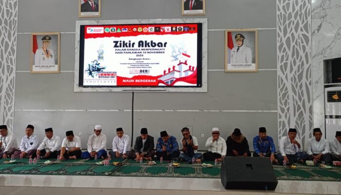 Masyarakat Mauk Bersatu Gelar Dzikir Bersama Peringati Hari Pahlawan