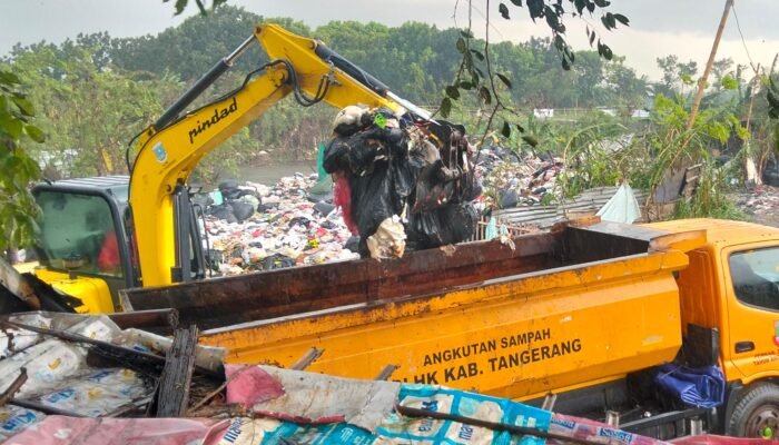 Pengelola Lapak Sampah Gintung Sukadiri Tegaskan Taat Hukum dan Berizin Resmi