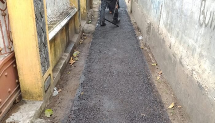 Proyek Jalan Hotmix Desa Banyu Asih Diduga Dikerjakan Asal Jadi