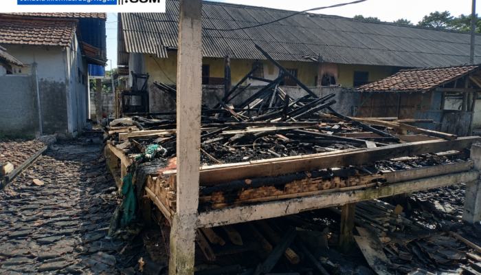 Kebakaran Hanguskan Pondok Pesantren Darul Miftah di Sukadiri, Bantuan Diharapkan Segera Datang