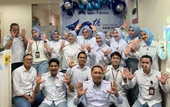Bank Banten Merayakan Ultah 1 Dekade, Jajaran KCP Ciledug Sambut Dengan Keceriaan Dan Do’a.