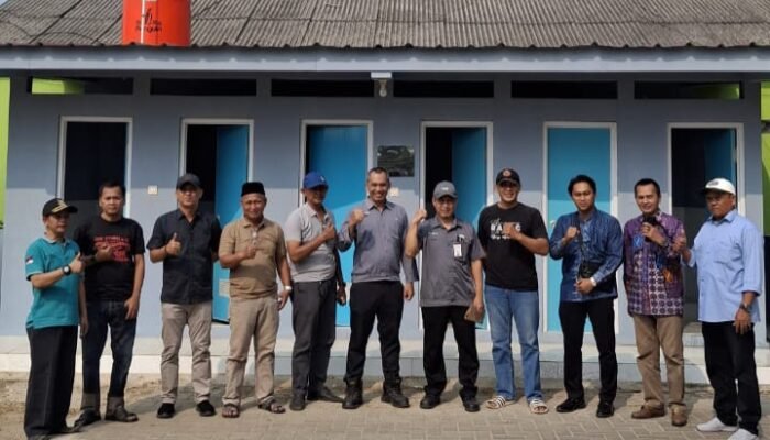 Pemerintah Desa Kadu dan PT NFU Resmikan Fasilitas MCK di Lapangan Porseka