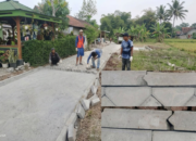 UTAMA: Proyek Paving Block Palasari Tangerang Amburadul, LSM Desak Usut Potensi Kerugian Negara