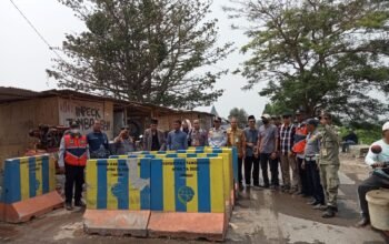 Warga Sukadiri Demo, Dishub Kabupaten Tangerang Awasi Truk Sumbu Tiga di Jalan Kali Cirarab
