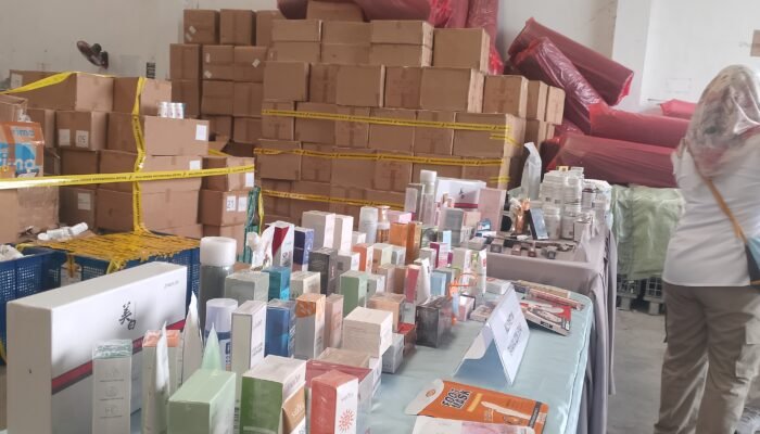 BPOM Gerebek Gudang Produk Kesehatan dan Kosmetik Ilegal di Tangerang, Nilainya Capai Puluhan Miliar