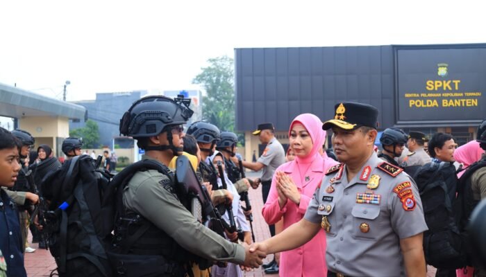 Kapolda Banten Lepas 45 Personel Satbrimob dalam Misi Pengamanan Satgas Amole II ke Papua Tengah