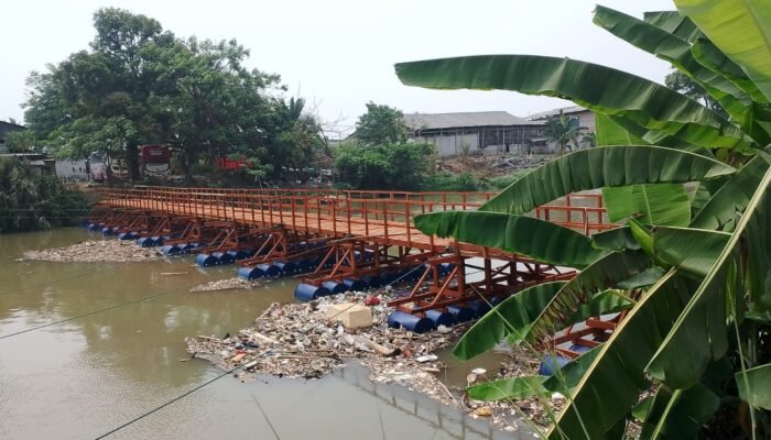 Jembatan Kayu Penghubung Kampung Gili Miring – Kepuh Baru Diduga Tanpa Izin, Sekcam Teluknaga Tegaskan Aturan